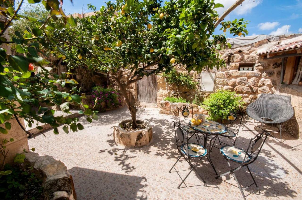 Вилла 19Th Century Magical House In Galilee Eilabun Экстерьер фото
